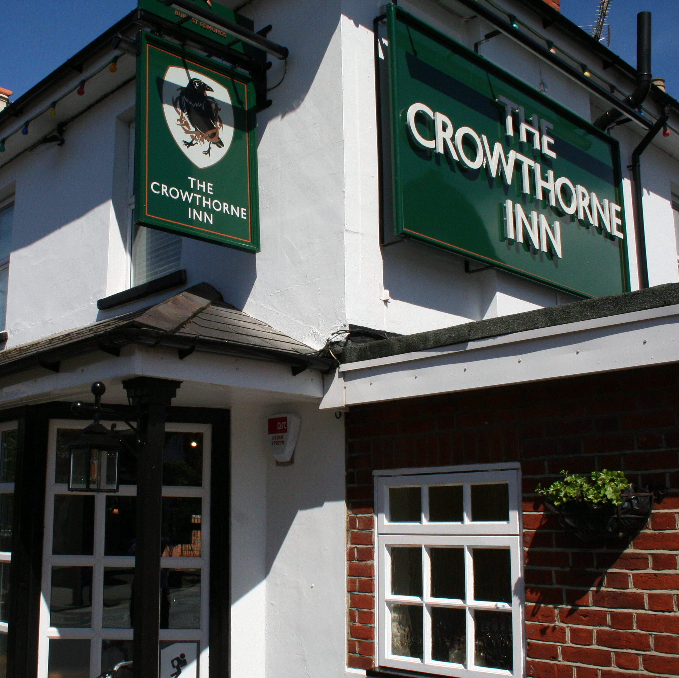 Home The Crowthorne Inn